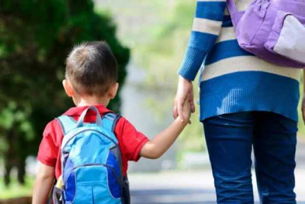 Ngủ mơ thấy đi học: Dấu hiệu tâm linh hay cảnh báo?