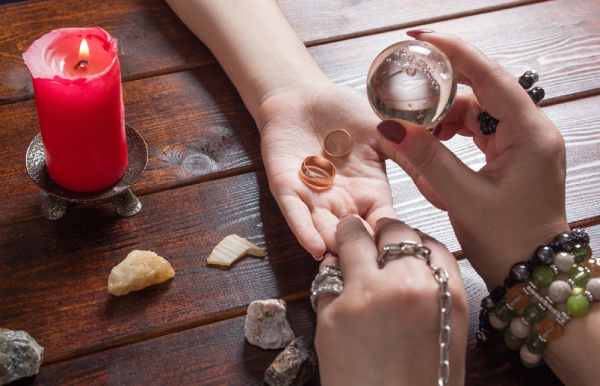 Mơ thấy đi xem bói: Tín hiệu vận may hay lời cảnh báo?