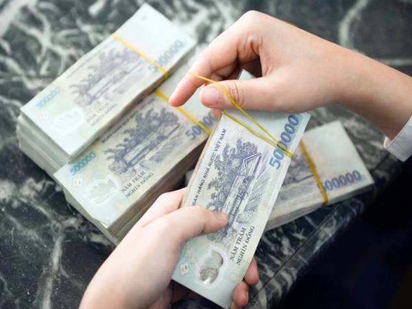 Mơ thấy đếm tiền là điềm phát tài hay rủi ro tài chính?