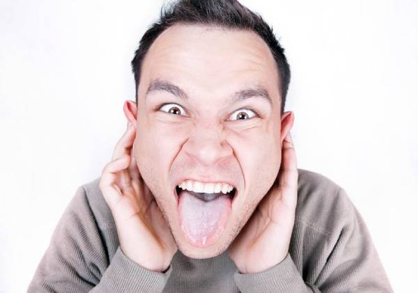 Nằm mơ thấy người điên hên hay xui hé lộ vận hạn gì đây?