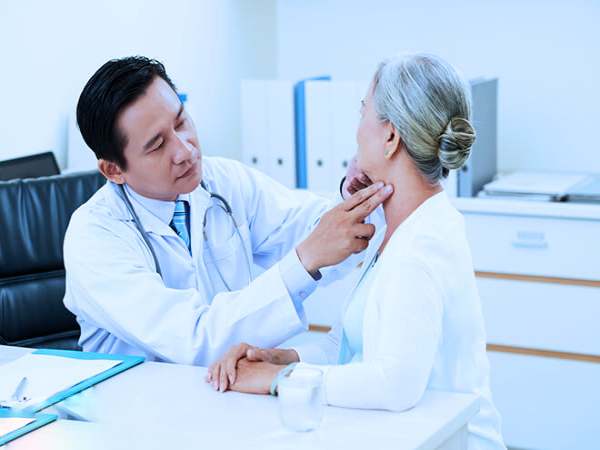 Nằm mơ thấy bác sĩ là điềm gì? Báo hiệu hung hay cát?