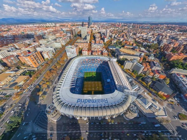 Sân vận động Santiago Bernabéu: Sức chứa và lịch sử