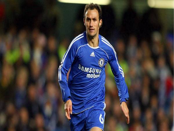 Ricardo Carvalho - Cầu thủ chơi bóng thông minh