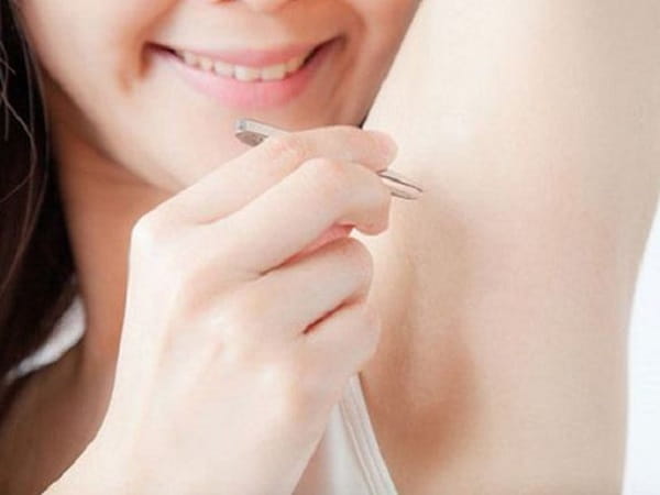 Giải mã chi tiết các giấc mơ thấy nhổ lông nách